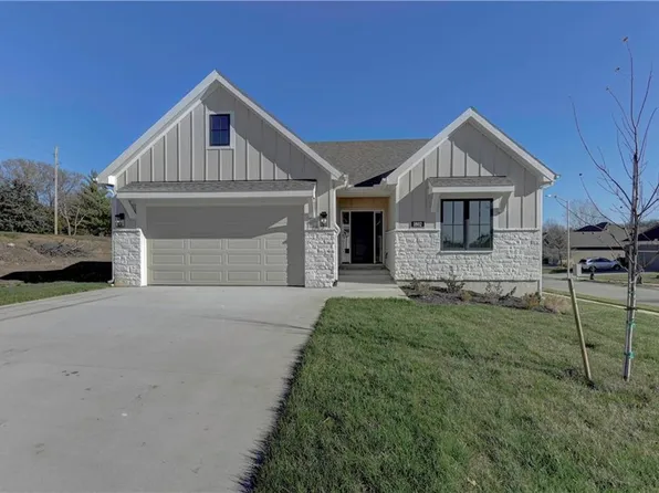 1802 E 127th Ter, Kansas City, MO 64145