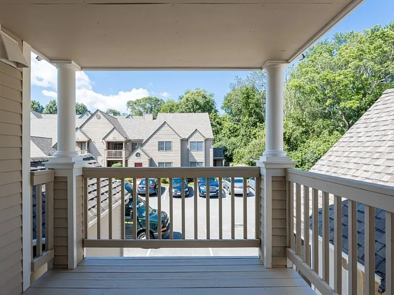 Briar Glen Village — Photo 26