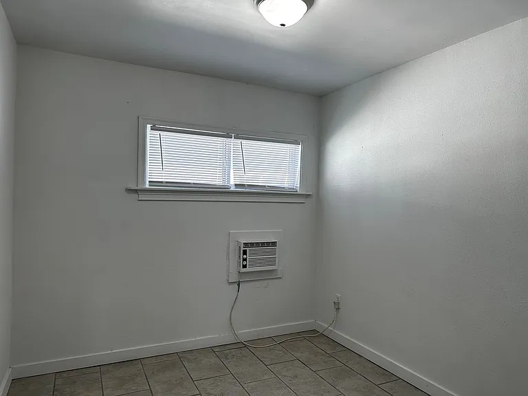 13913 N Palm St #14 — Photo 5