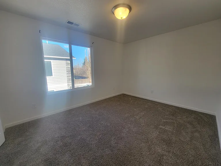 2303 Wills Rd #D — Photo 9