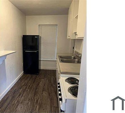 4th image of 3115 Agnes St #11
