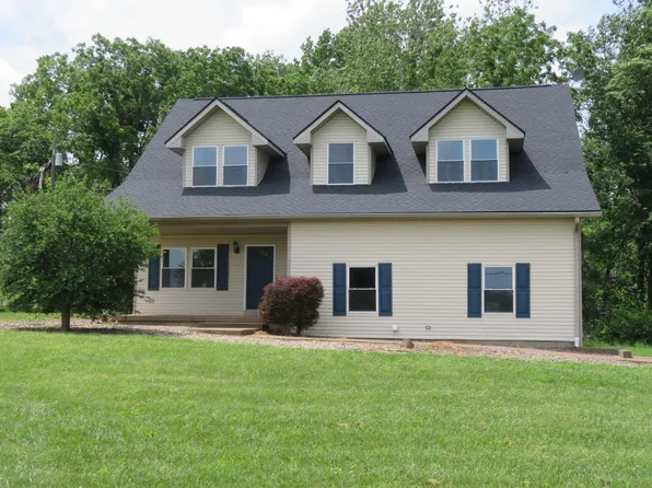 1000 Wade Rd, Wadesville, IN 47638