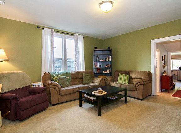5th image of 721 SE Cleveland Ave