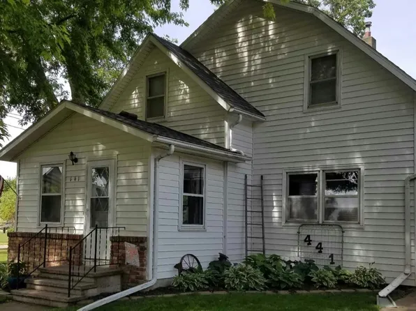 441 4th St, Ashton, IA 51232