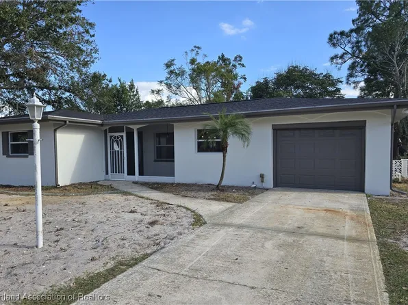 33668 Grand Prix Dr, Sebring, FL 33872