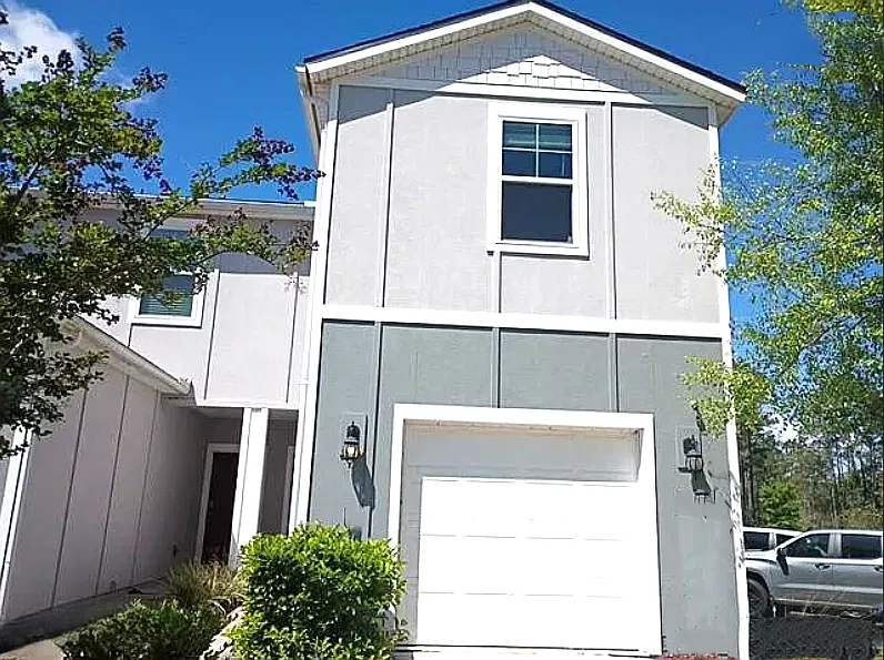 Section 8 Welcome! — Photo 2
