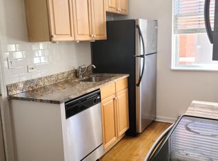 536 W Deming Pl #1S, Chicago, IL 60614