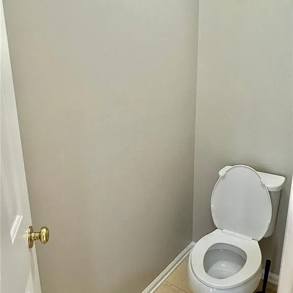 230 Albrighton Ct — Photo 18