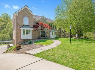 1502 Ashbury Ln, Pittsburgh, PA