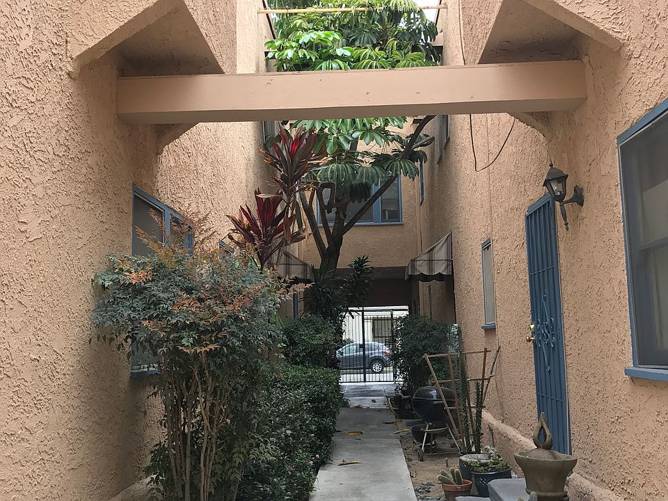 1st image of 1820 E 2nd St APT 5