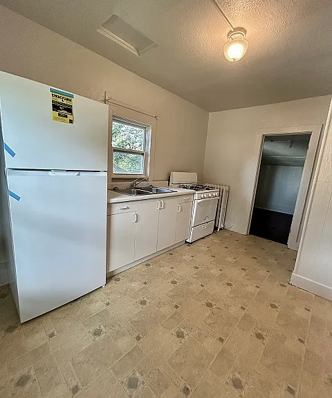 400 6th Pl NW #4 — Photo 7