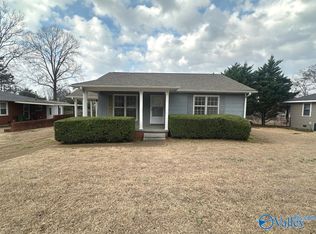 2502 Woodview Dr SE, Huntsville, AL 35801