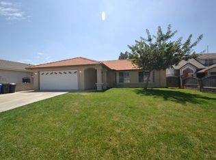 3555 N Amberwood Ave, Rialto, CA 92377