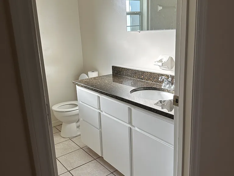 25306 SW 16th Ave — Photo 12