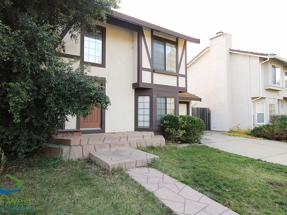 1st image of 998 Kiser Dr