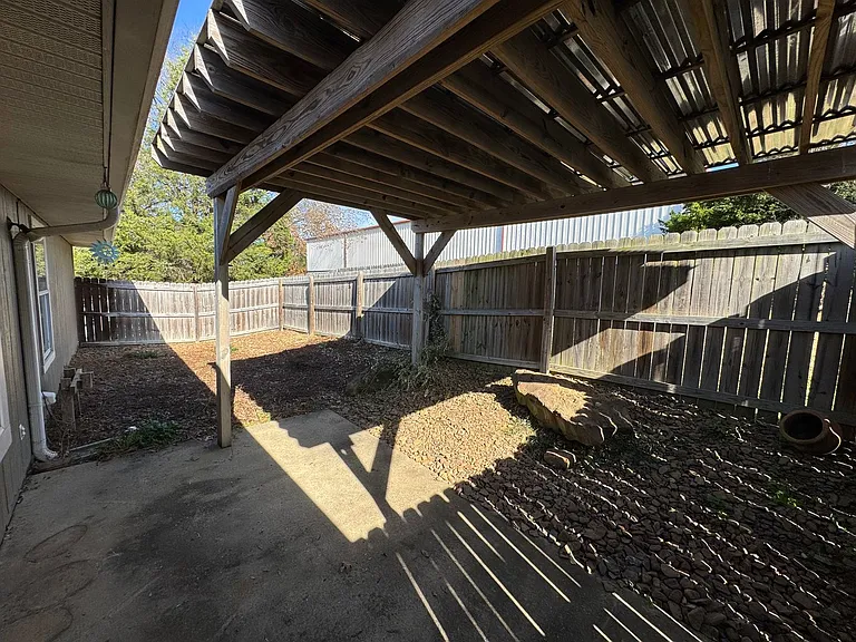 20 McGee Rd — Photo 15