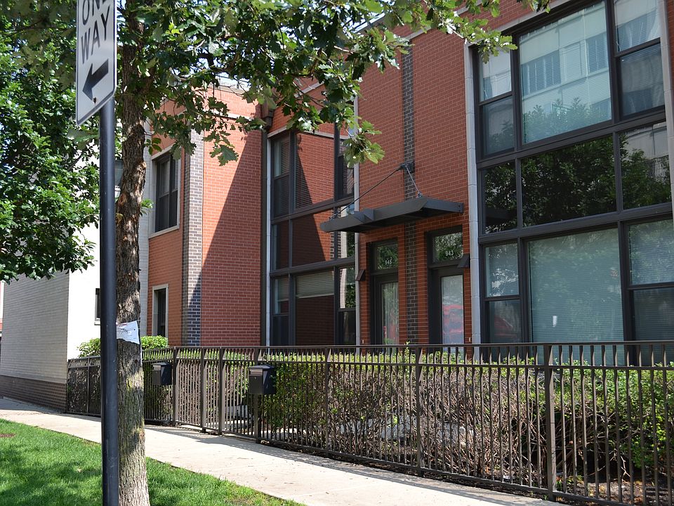 1st image of 600 W Chicago Ave #Gu14