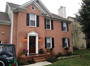 611 Crestwicke Ln, Knoxville, TN 37934