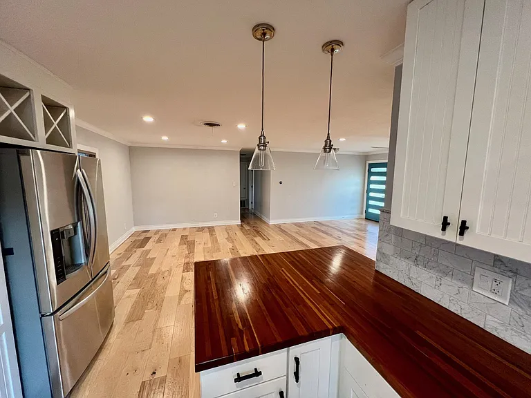 5027 Lansing Dr — Photo 5