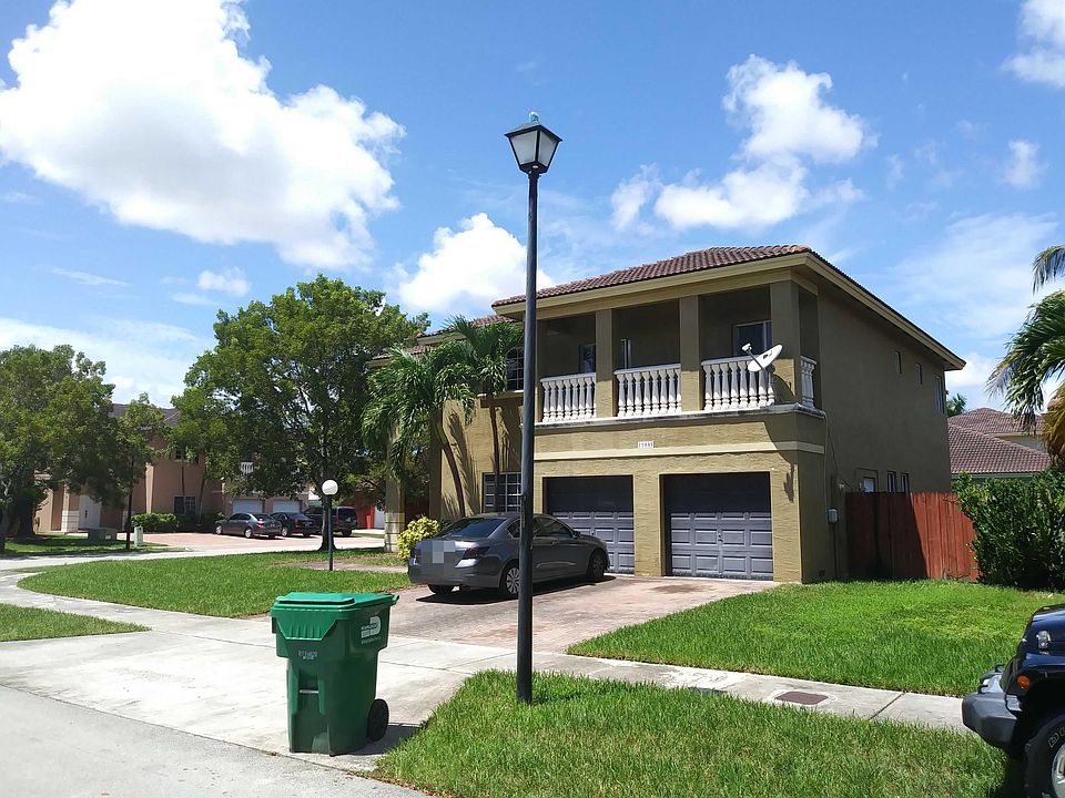 2nd image of 15881 SW 147th St