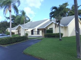 10917 Lake Front Pl, Boca Raton, FL 33498