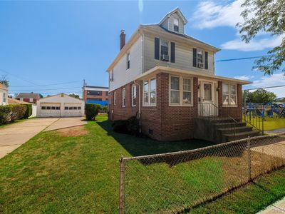 59 Lakeview Avenue, Lynbrook, NY, 11563