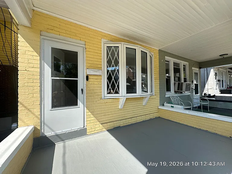653 Rutherford Ave — Photo 2