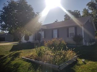 209 Conrad Cir, Warrenton, MO 63383