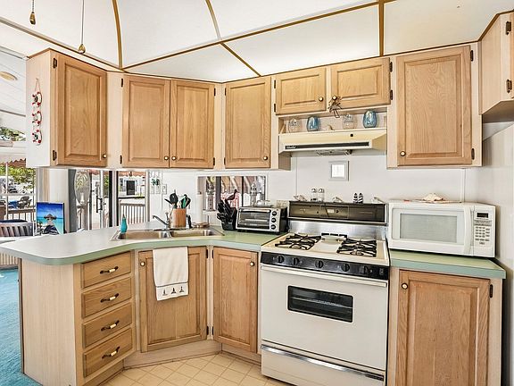 2nd image of 234 Holly Ln #234