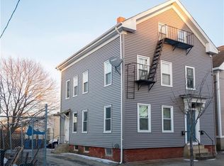 9 Whipple Ave, Cranston, RI 02920
