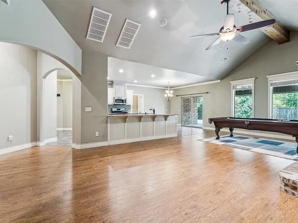 1411 Coneflower Rd, Edmond, OK 73013