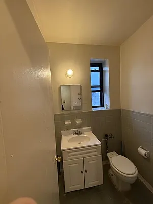 Rented by Smart NY Realty LLC | media 3