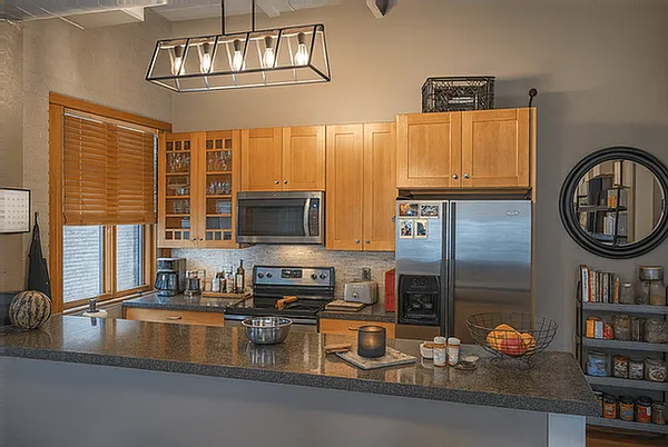 Building Photo - 1116 S Washington Ave #2