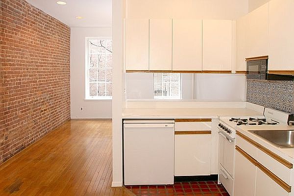 1st image of 322 E 81st St APT 2RE