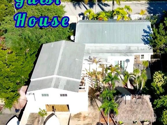 4th image of 157 Caloosa St