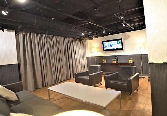 5th image of 220 E 63rd St #4PR