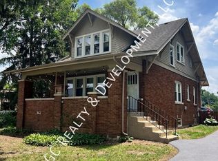 2317 Maple Ave #1, Downers Grove, IL 60515