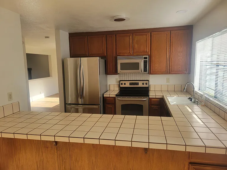 2224 Emerald Hills Cir — Photo 13