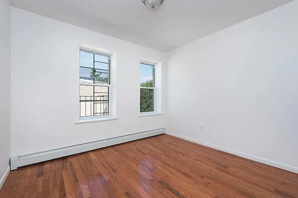 Rented by Bold New York | media 11