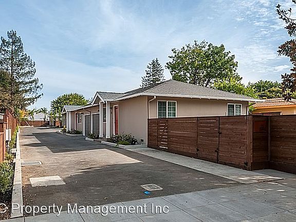 5th image of 1024 10th Ave APT B