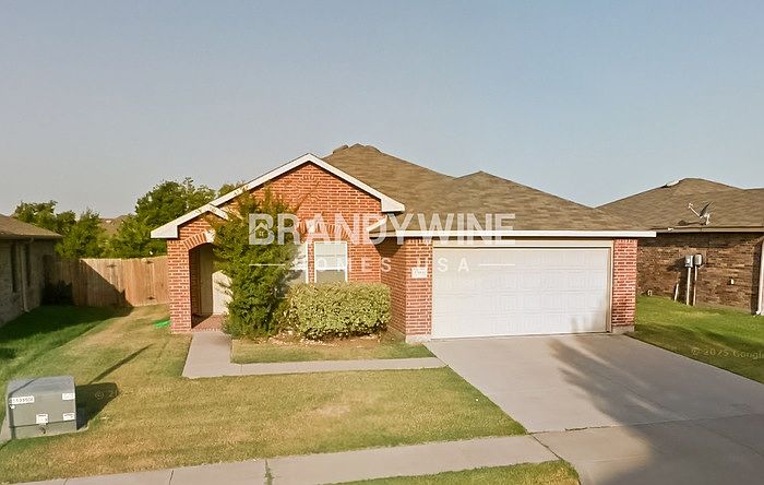 1st image of 1383 SW Hillside Dr