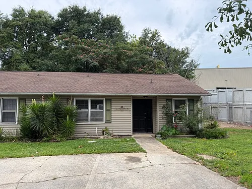 904 W Lee Rd #4 Photo 1 904 W Lee Rd #4 Photo 1