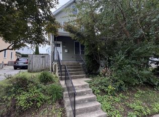 217 Simpson Rd, Ardmore, PA 19003