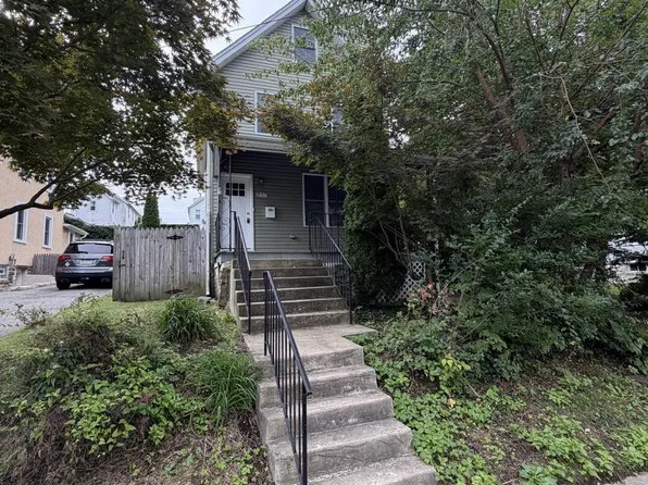 217 Simpson Rd, Ardmore, PA 19003