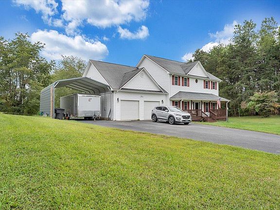 2nd image of 50 Bloodhound Ln
