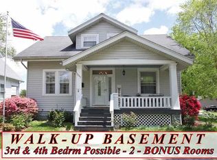 1517 Lemon St, Highland, IL 62249