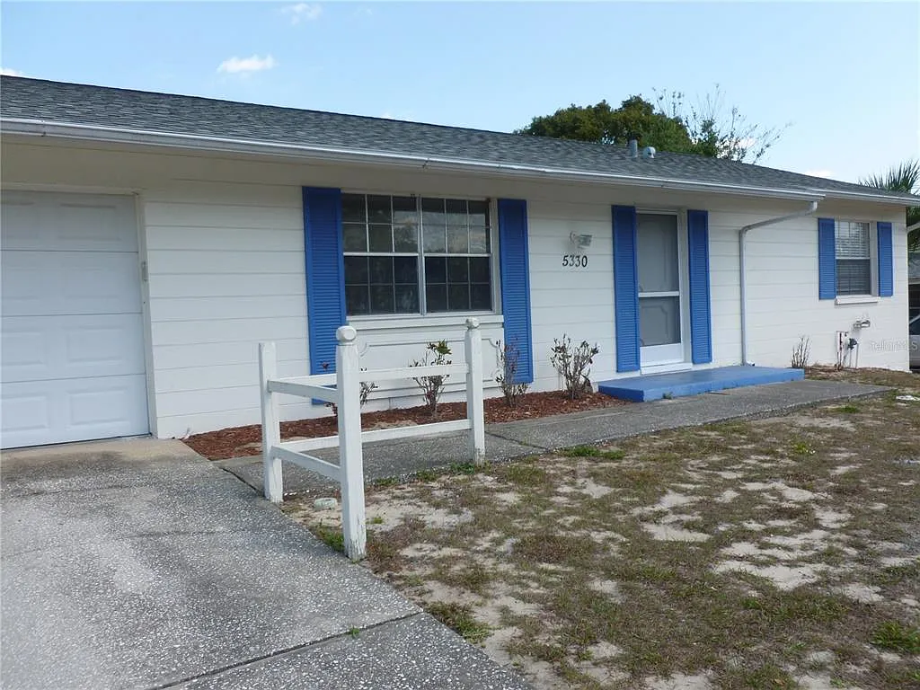 2 bed, 1.5 bath, 920 sqft, $1,625 — Photo 4