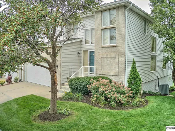 17465 Riviera Dr, Omaha, NE 68136