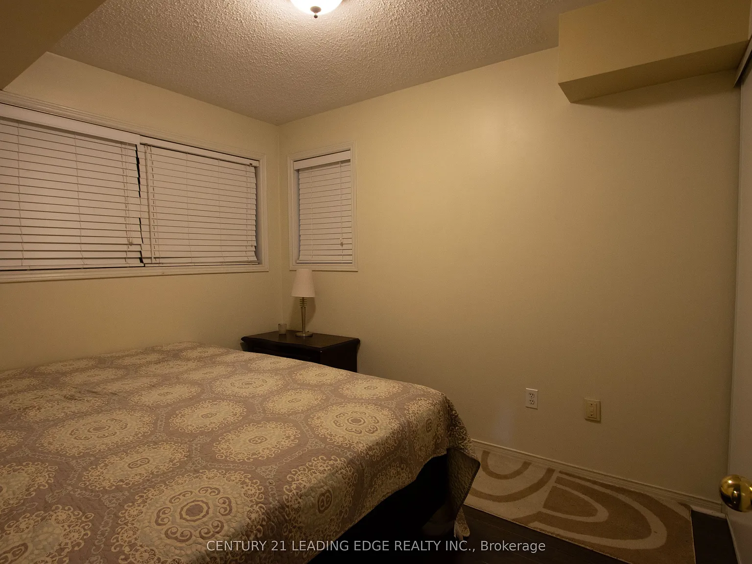 3 bed, $2,600 — Photo 2