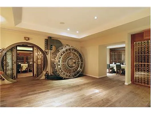 Sold by Douglas Elliman | media 20